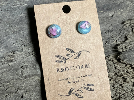 ‘Cotton candy’ Bach. Button studs