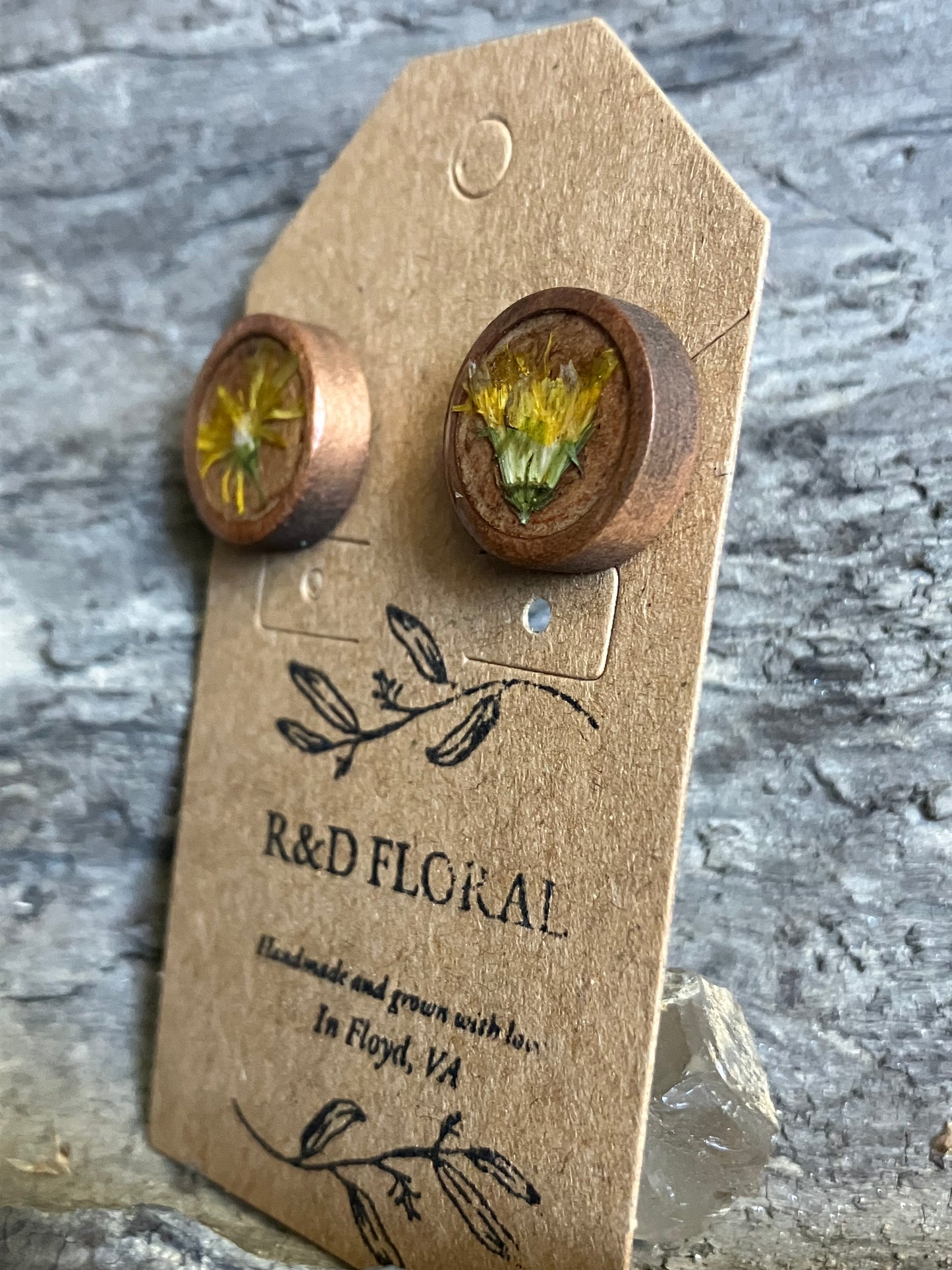 Dandelion Wood Stud